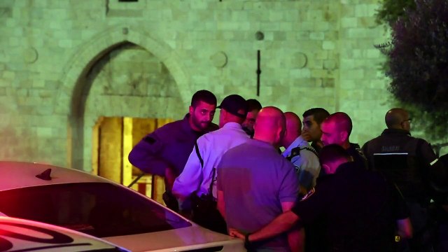 مقتل اسرائيليين اثنين في هجوم نفذه فلسطيني قبل مقتله في القدس