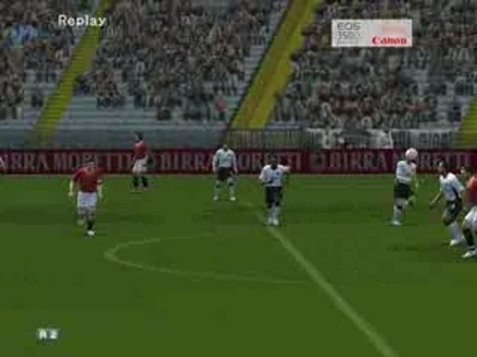 De Rossi online goal vs Man Utd
