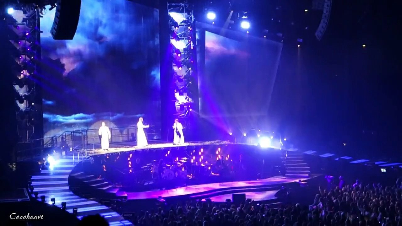 03 Take That - The Flood @ Lanxess Arena, Köln 04.10.15 – Live 2015 Tour
