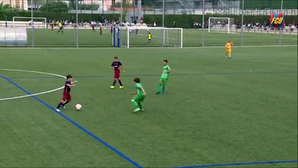 Incredible goal scored by junior team U12 Barça