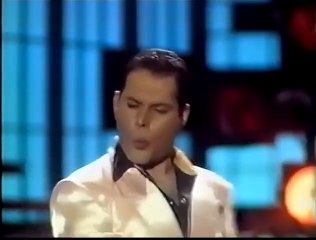 Freddie Mercury  The Great Pretender  - Vier Gegen Willi  Show ( 1987 ) GREAT IMAGE