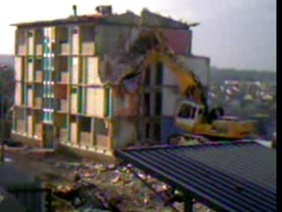 Destruction batiment zup epinal