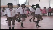 WooooooW Hermosas Colegialas Bailando Con Minifalda