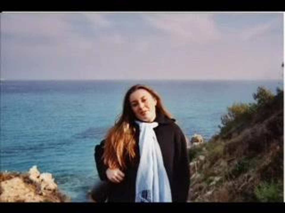 MONTAGE POUR LOANE