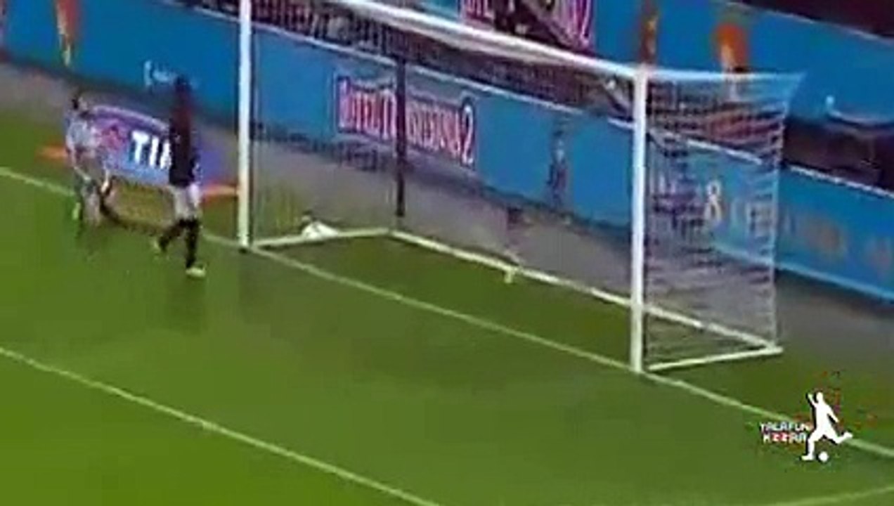 AC Milan vs Napoli 0-4 - All Goals _ Highlights - 2015 -2015  ميلان ضد نابولي 0-4