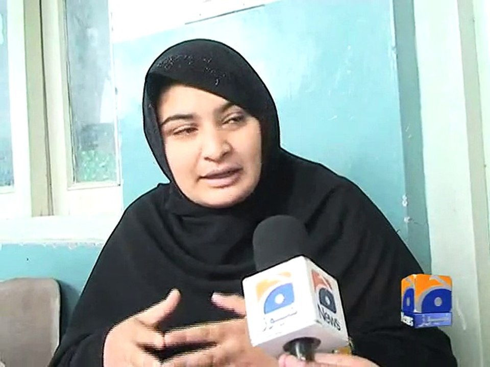 Hadiqa Bashir Award Winner - Geo Reports - 05 Oct 2015