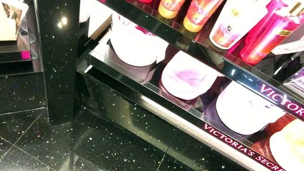 Uncut video: Victoria's Secret Visit the Venetian Hotel in Macau