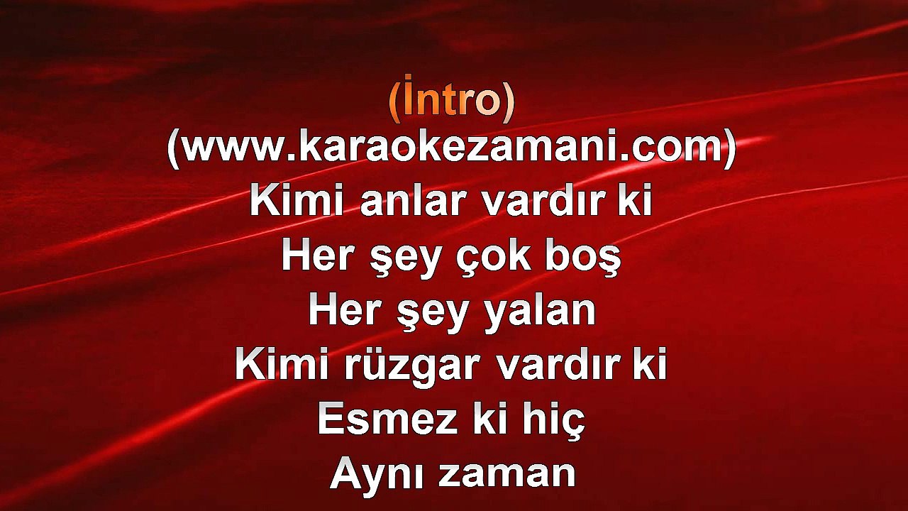 Hande Yener - Böyle Biriyim - 2011 TÜRKÇE KARAOKE
