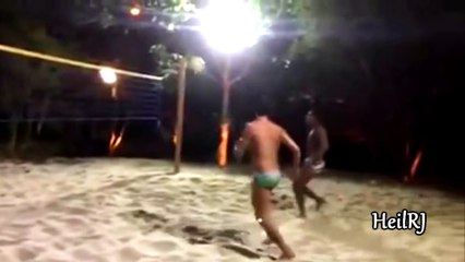 Ronaldinho ● Shark Block & Shark Attack