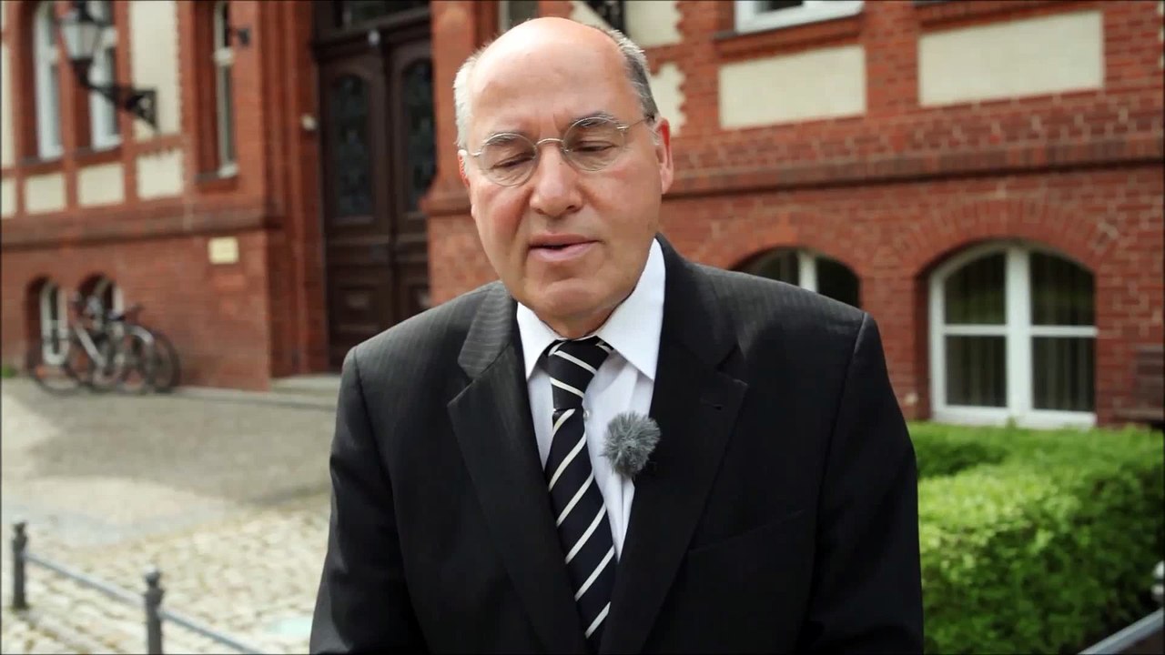 Gregor Gysi - Deutsche = Nazis, antideutsche Hetze von den LINKEN