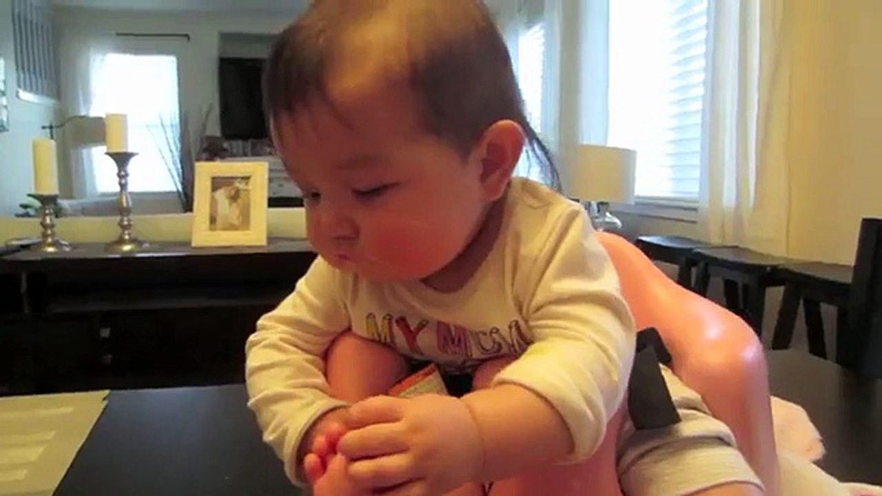 Baby falls asleep on bumb funny videos