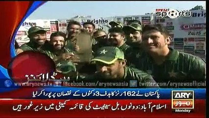 Headline – 2000 – Monday – 5 – Oct – 2015