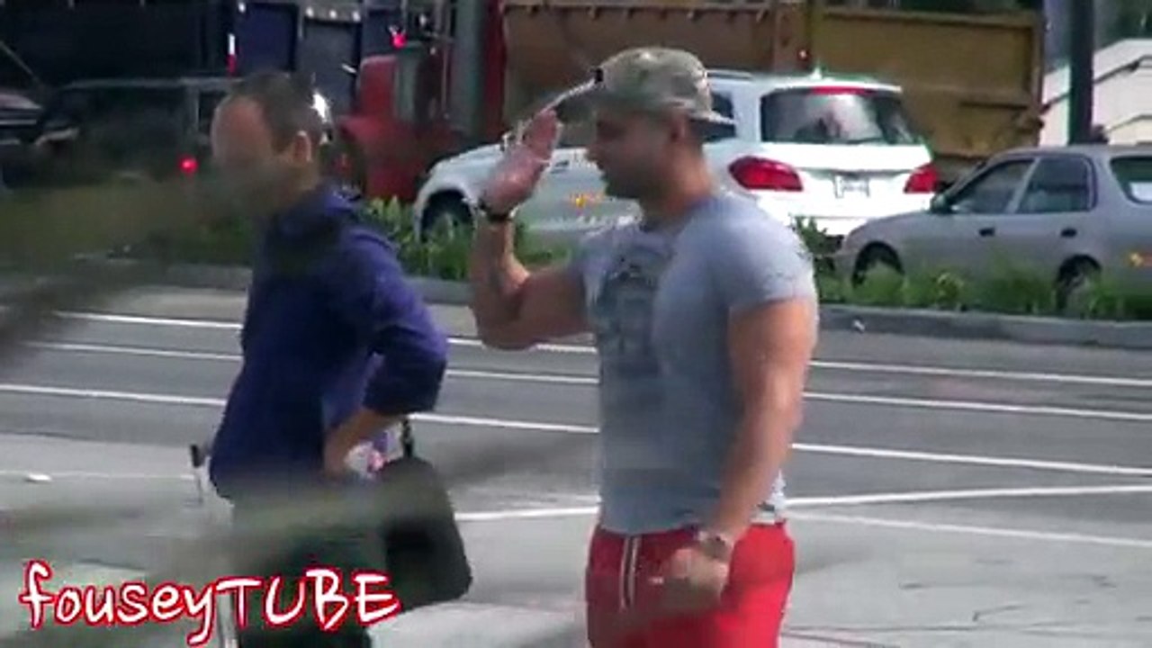 BENDING PEOPLES iPHONE PRANK!