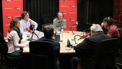 "Deux institutrices, un la bémol et un homme en imper" : l'histoire de "Bon anniversaire" par Thomas VDB