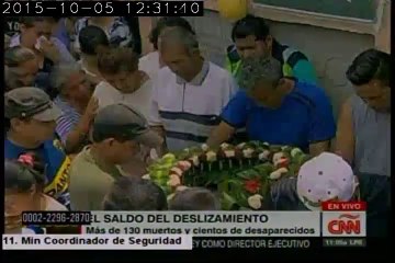 Guatemala entierra a sus muertos tras deslave