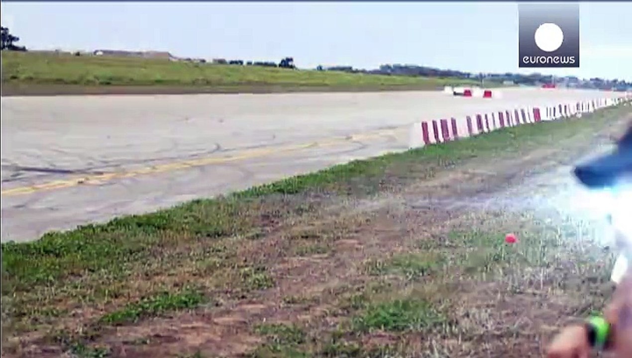Malta: Porsche-Fahrer rast in Menschenmenge