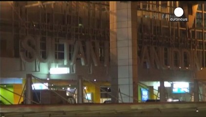 Indonésia: Avião desaparecido despenhou-se nas montanhas e fez 10 mortos