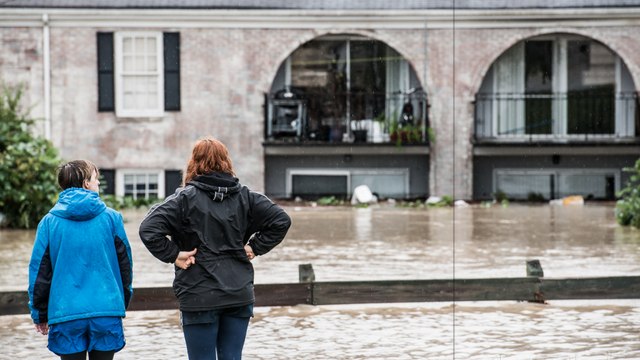 South Carolina residents take to social media as floodwaters rise