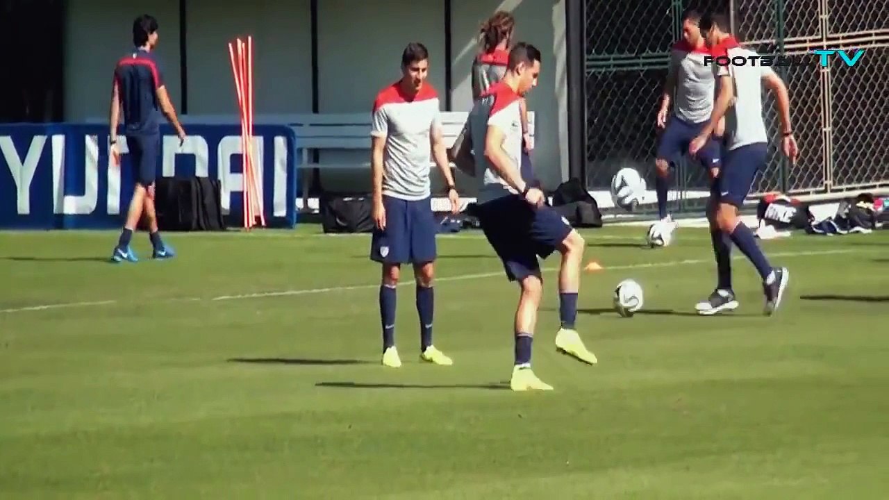 Best Football Freestyle. ft. Messi,C.Ronaldo,Ronaldinho,Neymar, James Rodriguez,Bale & More Pt.2.mp4