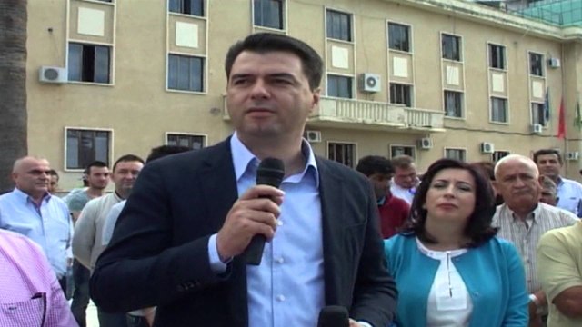 Turi , Basha e nis nga Lushnja: Kurrë pazar me Ramën dhe Metën