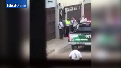 Naked prisoner chased by Mexican police after jailbreak