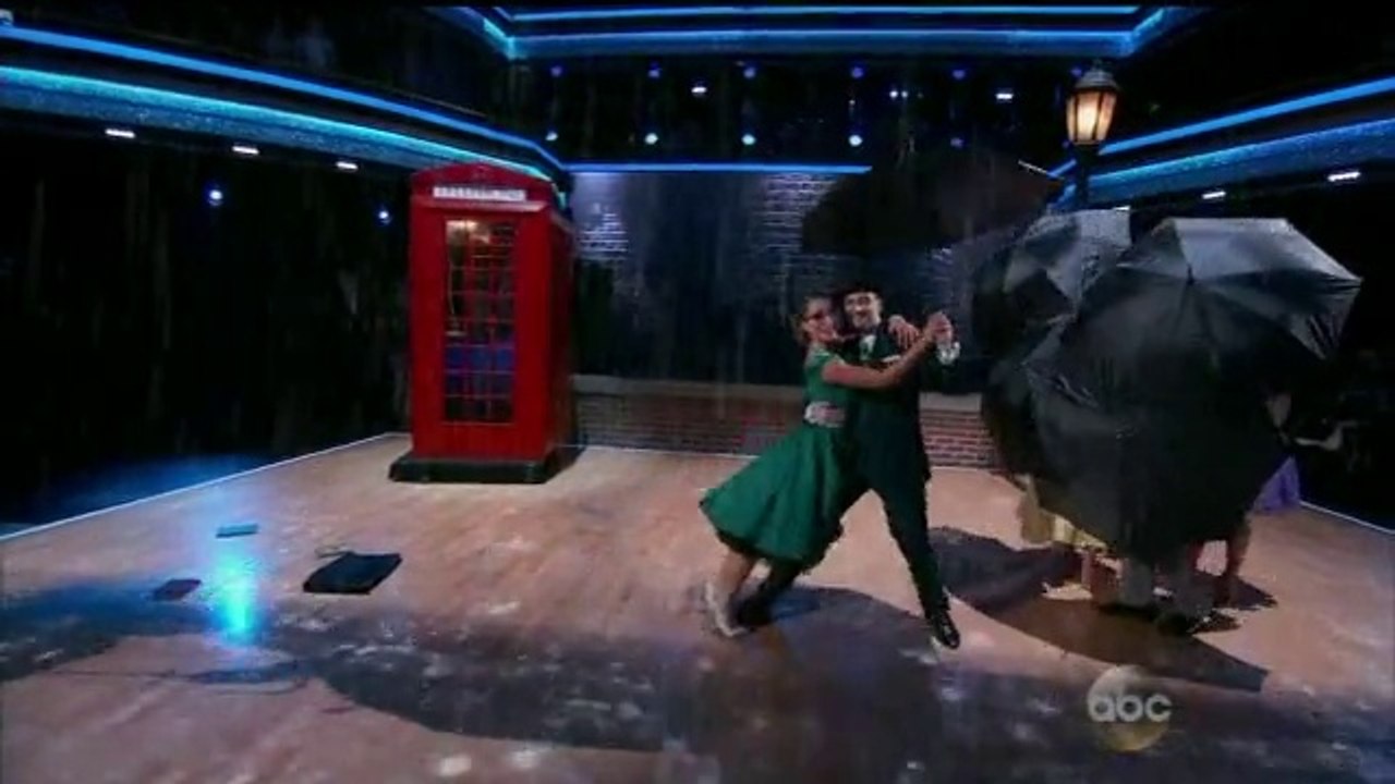 Alexa PenaVega & Mark Ballas - Foxtrot