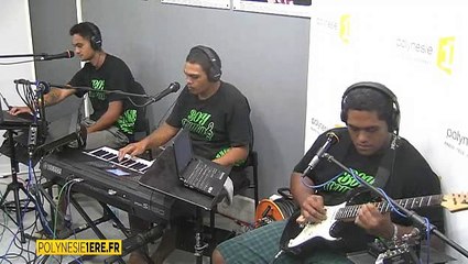 02 10 2015 - Bringue Live reçoit le groupe "Boy Sound" sur Polynésie 1ère Radio
