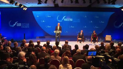 Chile creates Easter Island marine reserve at ocean summit