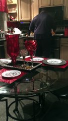 Elle annonce à son mari qu'elle est enceinte après 17 ans d'efforts