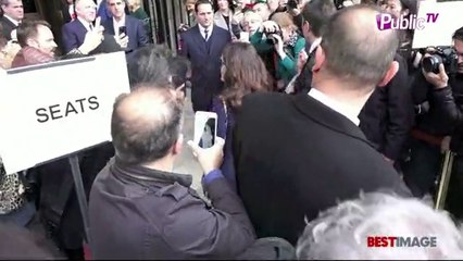 Exclu Vidéo : François-Henri Pinault et Salma Hayek : un couple très complice au défilé Stella McCartney !