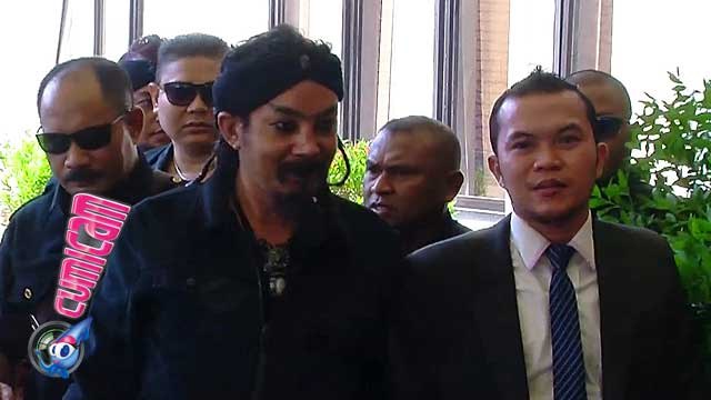 Limbad Diperiksa Polisi, Emang Bisa Bicara? - Cumicam 06 Oktober 2015