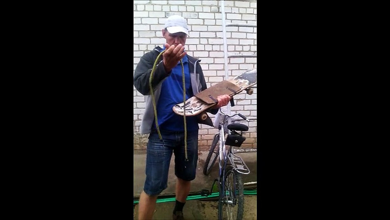 comment lier la skete ala moto