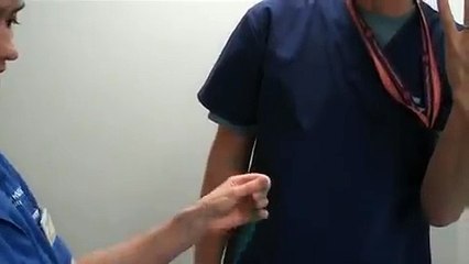 Removing Ring From the Finger - VideosMunch