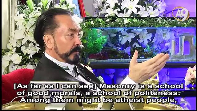 The Master Freemason guests of Mr. Adnan Oktar performed Islamic prayer in the Sultan Ahmad Mosque
