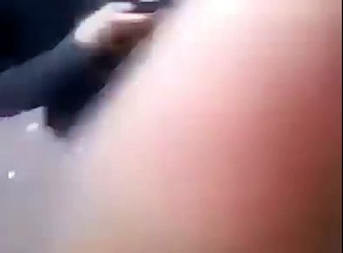 Islamski uchodźca atakuje polską kobietę!!