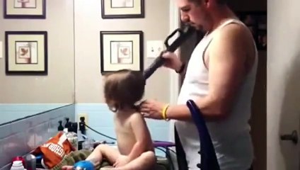 Woow Amazing Way A Father Does Hair-videosmunch
