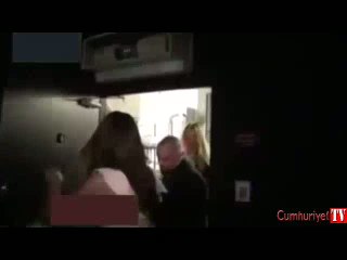 Cameron Diaz fena düştü