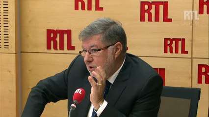 Air France : Alain Vidalies dénonce des "agissements inacceptables" et attend une réponse "ferme et unanime"