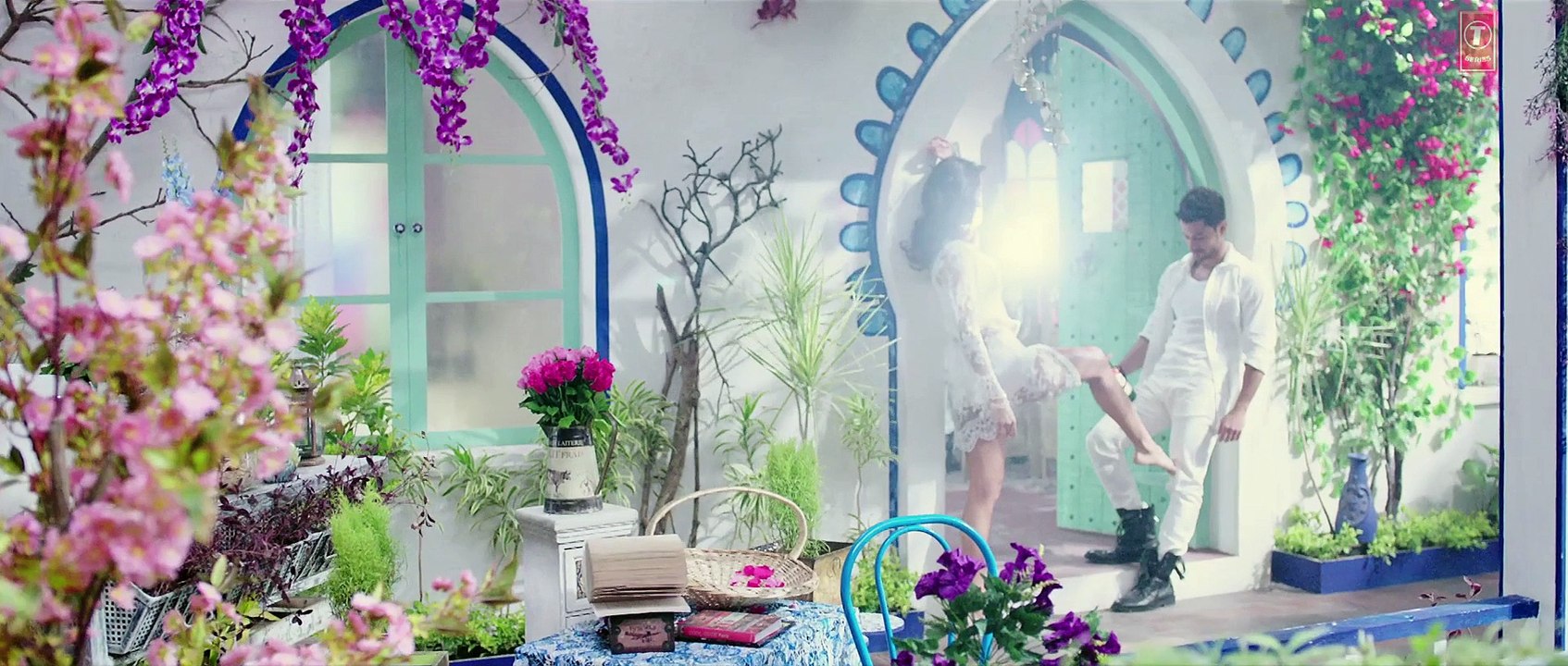 Iss Qadar Pyar Hai FULL VIDEO Song - Ankit Tiwari - Bhaag Johnny - TodayPk