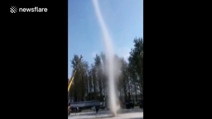 Strange tornado-like wind vortex appears in China