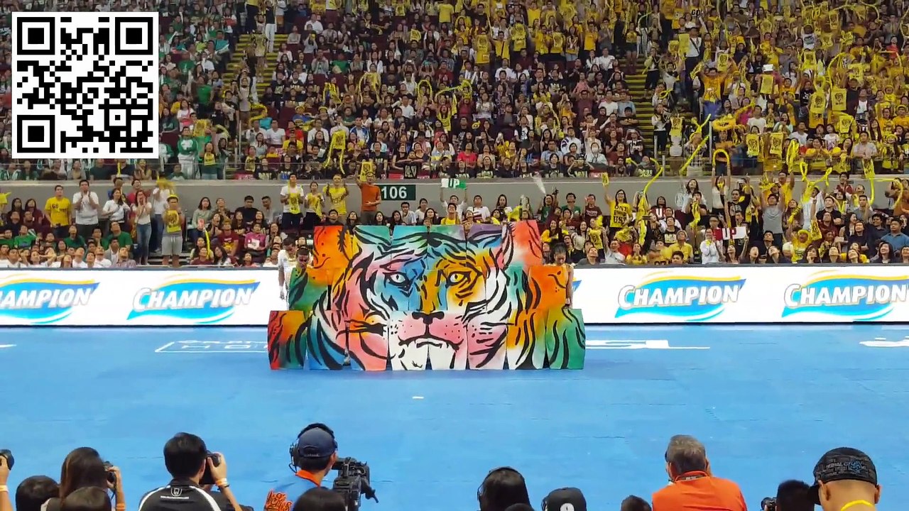Les cheerleaders africaines réalisent une danse originale et splendide