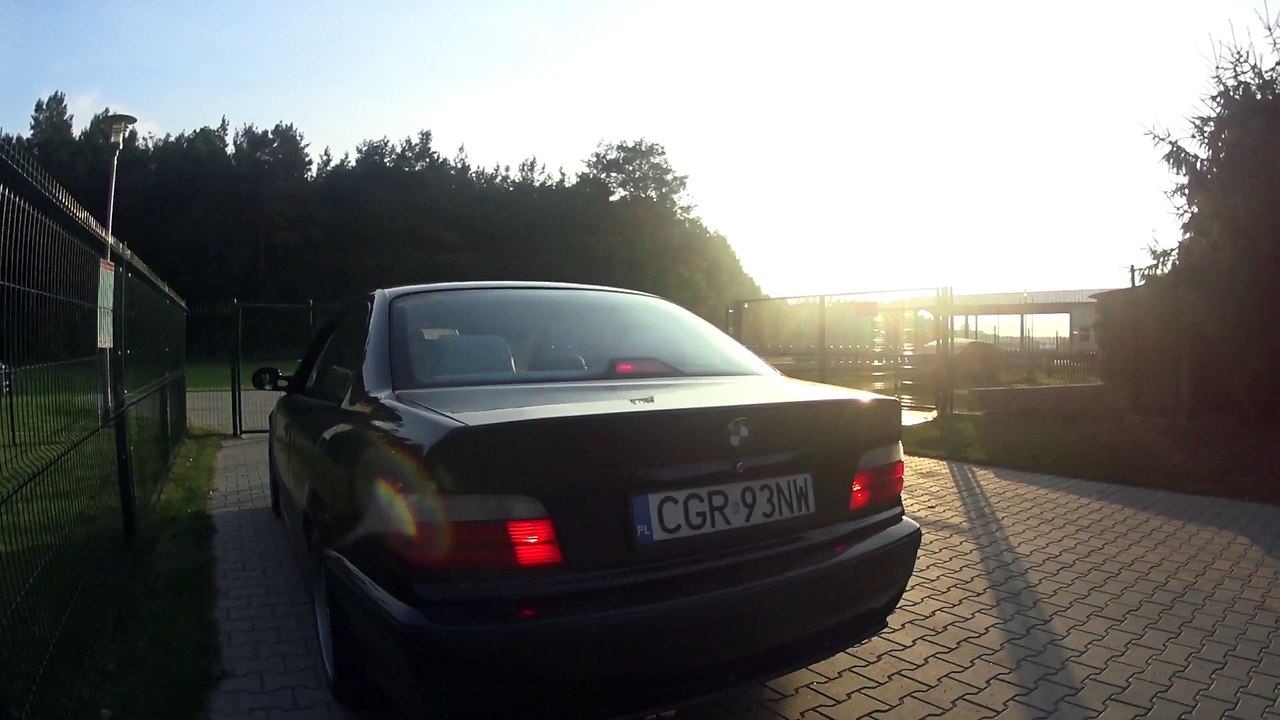 BMW E36 328i stock exhaust sound