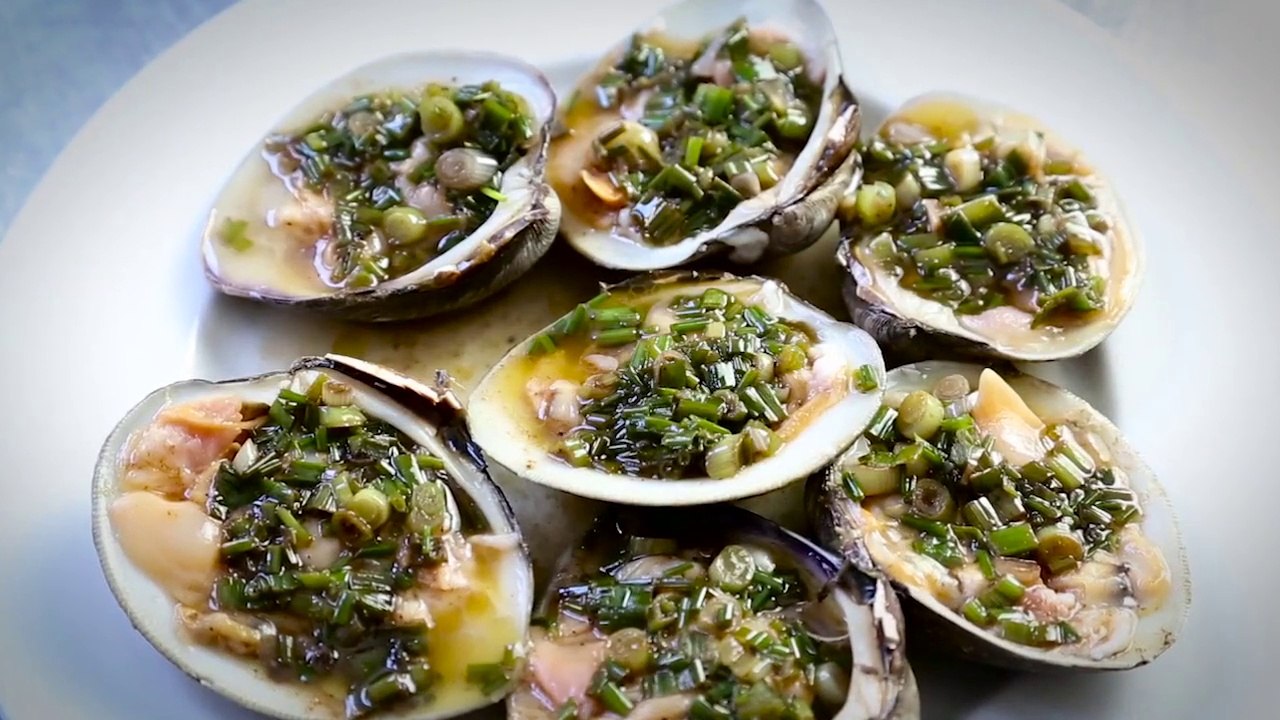 How to Cook Clams with Jacques Pépin