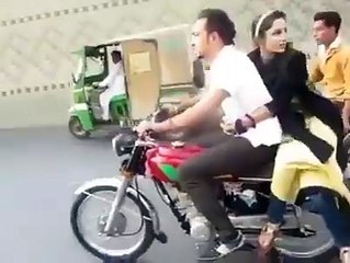 what a brave girl. amazing video