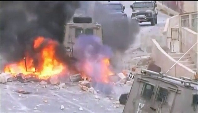 Les affrontements se poursuivent entre Palestiniens et soldats israéliens