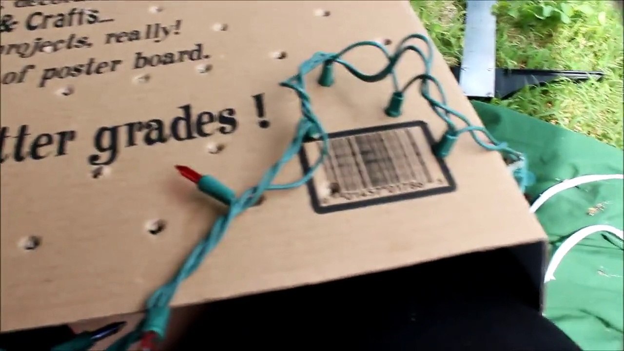 DIY FLOWER COFFEE FILTER BACKDROP