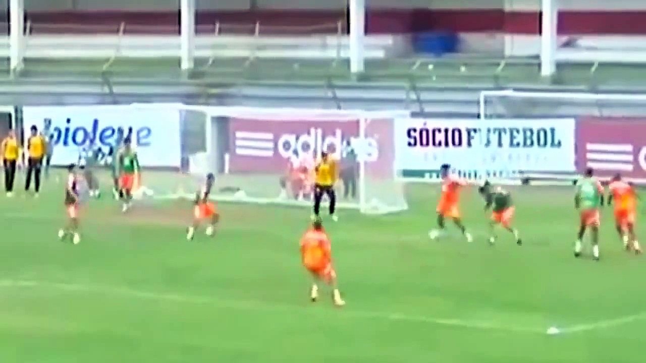 Funny football Ronaldinho scored fantastic Goal in Fluminense Training 2015