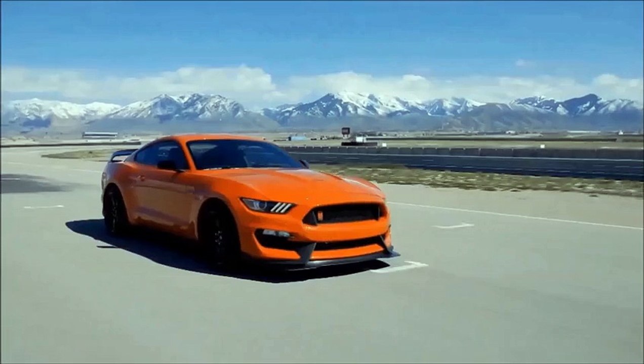 SLIDES TopCar 958 Porsche Cayenne Vantage White 2015