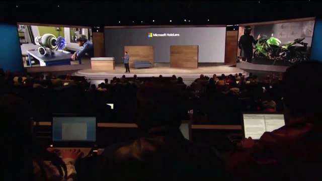 Xbox One - Bande-annonce Microsoft Hololens demo at Windows 10 devices event