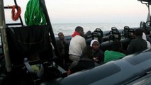 انقاذ اكثر من 1800 مهاجر من ستة قوارب مقابل سواحل ليبيا